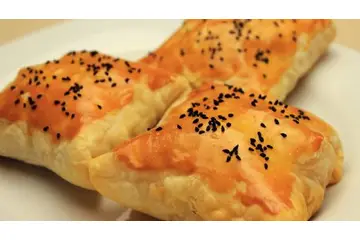 Milföy Hamurundan Peynirli Börek Tarifi ve Malzemeleri